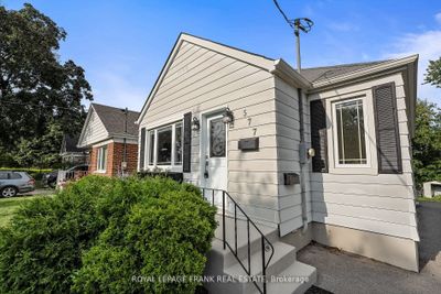 577 Grierson St, House other with 2 bedrooms, 2 bathrooms and 4 parking in Oshawa ON | Image 3