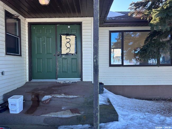 502 Busteed St, House other with 6 bedrooms, 4 bathrooms and 6 parking in Kerrobert SK | Image 5