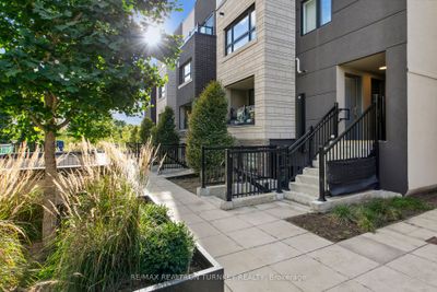 116 - 1135 Cooke Blvd, Condo with 2 bedrooms, 2 bathrooms and 1 parking in Burlington ON | Image 2