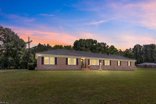 8482 Cut Thru Rd, Zuni, VA, 23898-2848 | Card Image