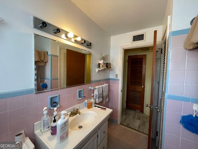 1105 E College St, House other with 3 bedrooms, 2 bathrooms and 2 parking in Bainbridge GA | Image 14