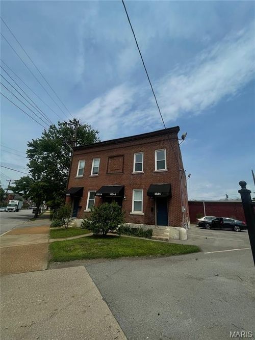 1443 S Vandeventer Ave, Saint Louis, MO, 63110-2326 | Card Image