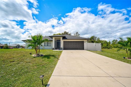 7251 Sunnybrook Blvd, ENGLEWOOD, FL, 34224-7899 | Card Image