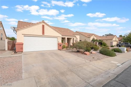 812 Seco Verde Ave, Henderson, NV, 89015-5953 | Card Image