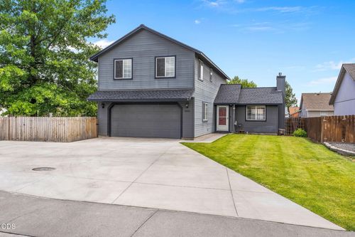 2834 Sw 27th Court, Redmond, OR, 97756 | Card Image