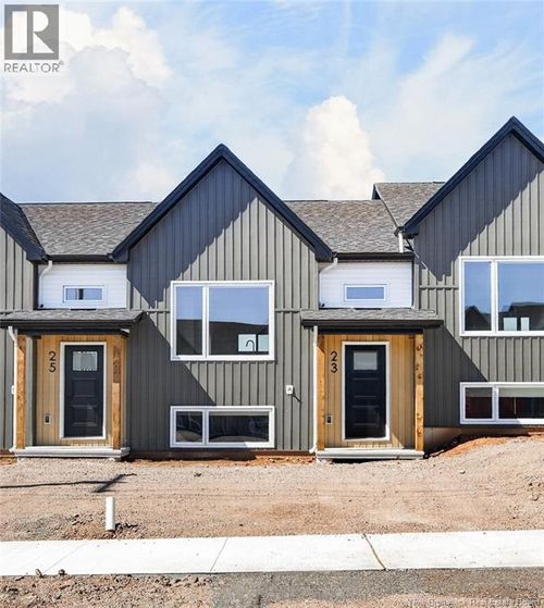 31 Rue Du Progrès, Dieppe, NB, E1K0G9 | Card Image