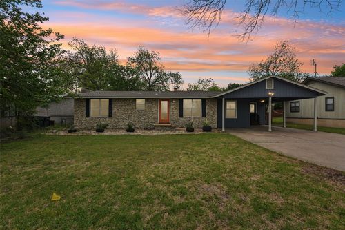 406 E 2nd St, Georgetown, TX, 78626-5017 | Card Image