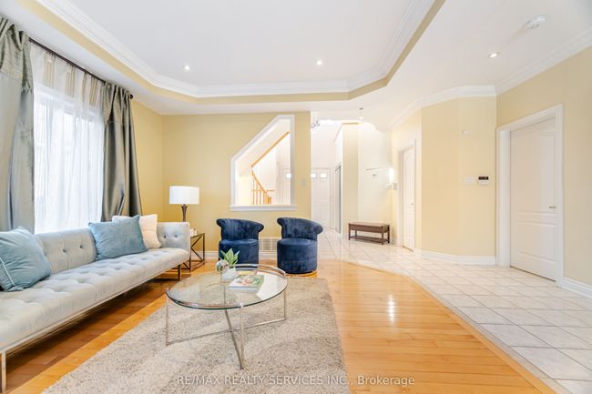 5 Belleville Dr, House other with 6 bedrooms, 5 bathrooms and 6 parking in Brampton ON | Image 8
