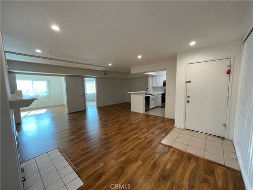 102-10115 Pinewood Ave, Tujunga, CA, 91042 | Card Image