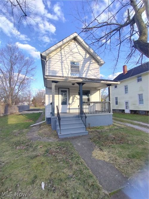 329 Se Charles Avenue, Warren, OH, 44410 | Card Image