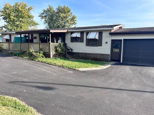 144 Maple Ln, Manteno, IL, 60950-1332 | Card Image