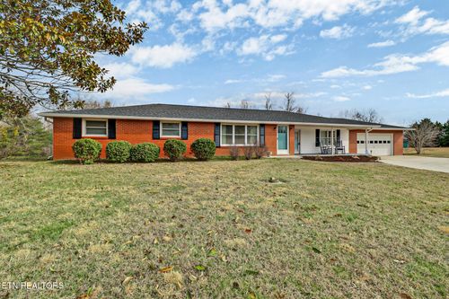 270 Hugh Jones Rd, Sunbright, TN, 37872-2930 | Card Image