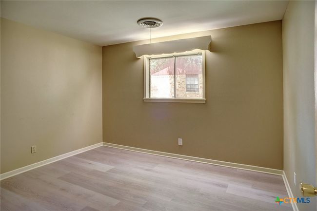 1705 Neuman St, House other with 4 bedrooms, 3 bathrooms and null parking in Gonzales TX | Image 25