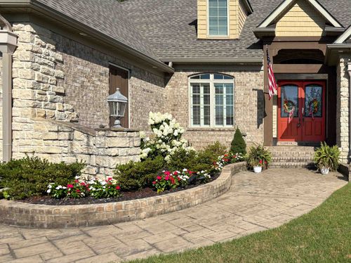 104 Lochmeade Dr, Atoka, TN, 38004-7943 | Card Image