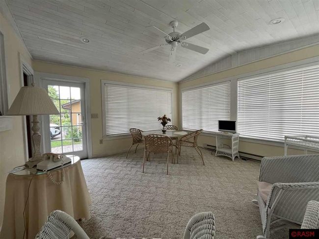 915 Armstrong Blvd S, House other with 3 bedrooms, 3 bathrooms and null parking in Saint James MN | Image 22