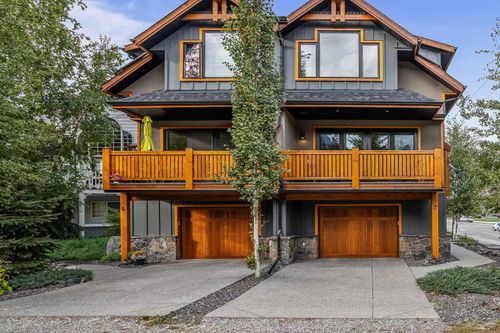 2-801 4 St, Canmore, AB, T1W2G9 | Card Image