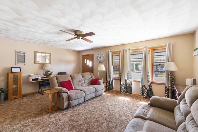 1456 S Carroll Ave, House other with 2 bedrooms, 2 bathrooms and 1 parking in FREEPORT IL | Image 5
