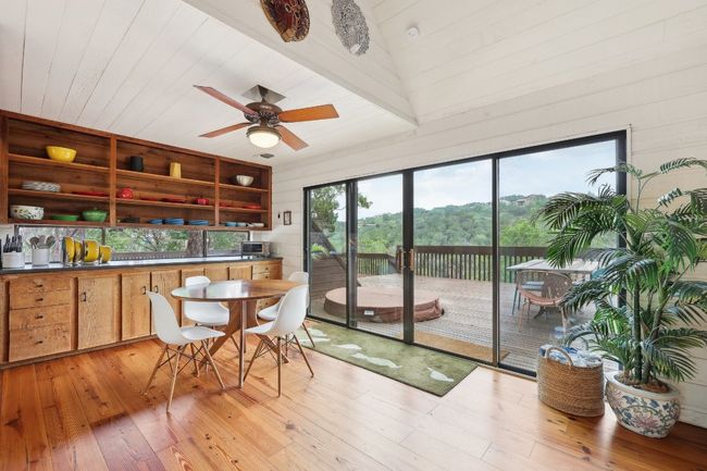1002 Jousting Pl, House other with 3 bedrooms, 3 bathrooms and 4 parking in Austin TX | Image 4