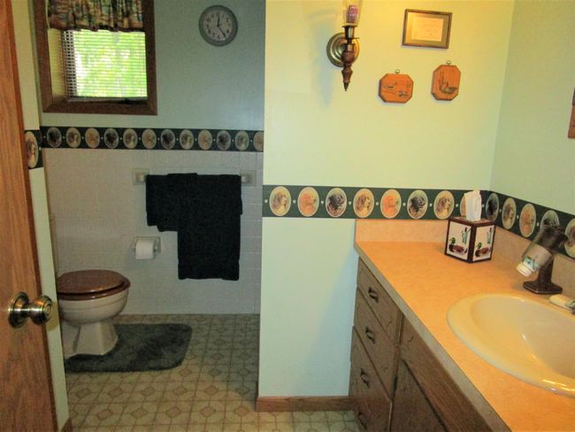 Lower Level 3/4 Bathroom | Image 57