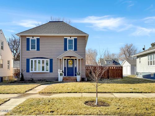 605 4th Avenue E, Williston, ND, 58801 | Card Image