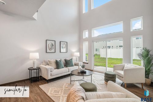 8012 E Tencate Pl, Sioux Falls, SD, 57110-6521 | Card Image