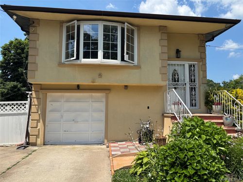 2 Musette Place, Babylon, NY, 11701 | Card Image