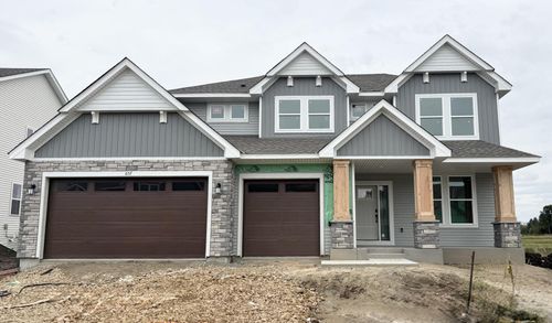 657 Sierra Pkwy, Waconia, MN, 55387-4418 | Card Image