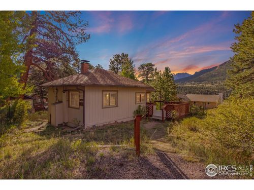 811 Larkspur Rd, Estes Park, CO, 80517-8526 | Card Image