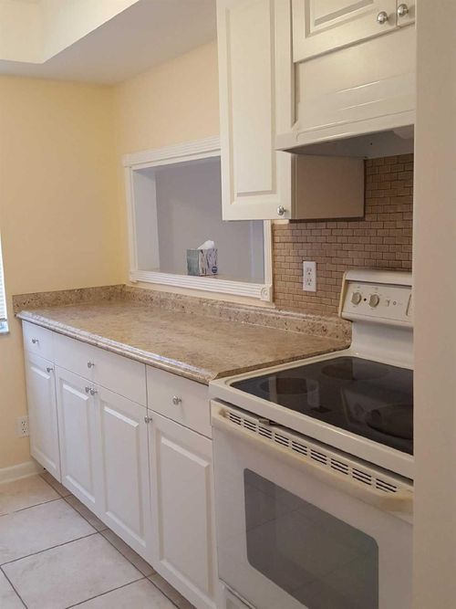 101-104 Se 10th St, Deerfield Beach, FL, 33441-8209 | Card Image