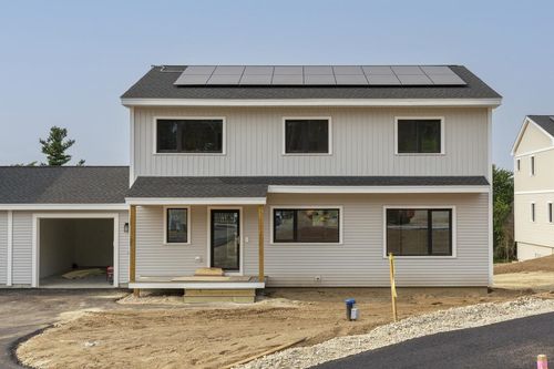 a-27 Windsor Dr, Litchfield, NH, 03052-2487 | Card Image