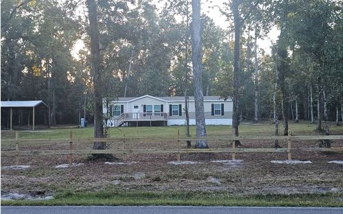 5516 Sw Ichetucknee Ave, Fort White, FL, 32038-7120 | Card Image