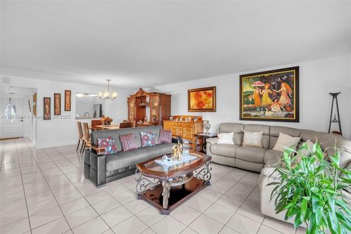 apt-101-150 S Hollybrook Ter, Pembroke Pines, FL, 33025-1276 | Card Image