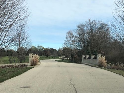 14835 Concord Ct, Wadsworth, IL, 60083-9574 | Card Image