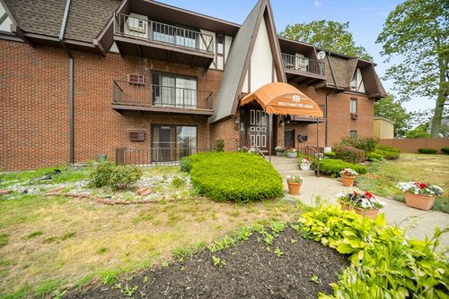 apt-a4-21 West St, Randolph, MA, 02368-4053 | Card Image
