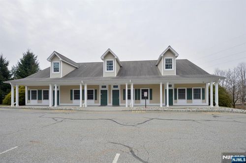 1247 Sussex Tpke, Randolph, NJ, 07869-2943 | Card Image