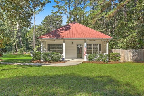 1761 Kenwood Rd, Manning, SC, 29102-8937 | Card Image