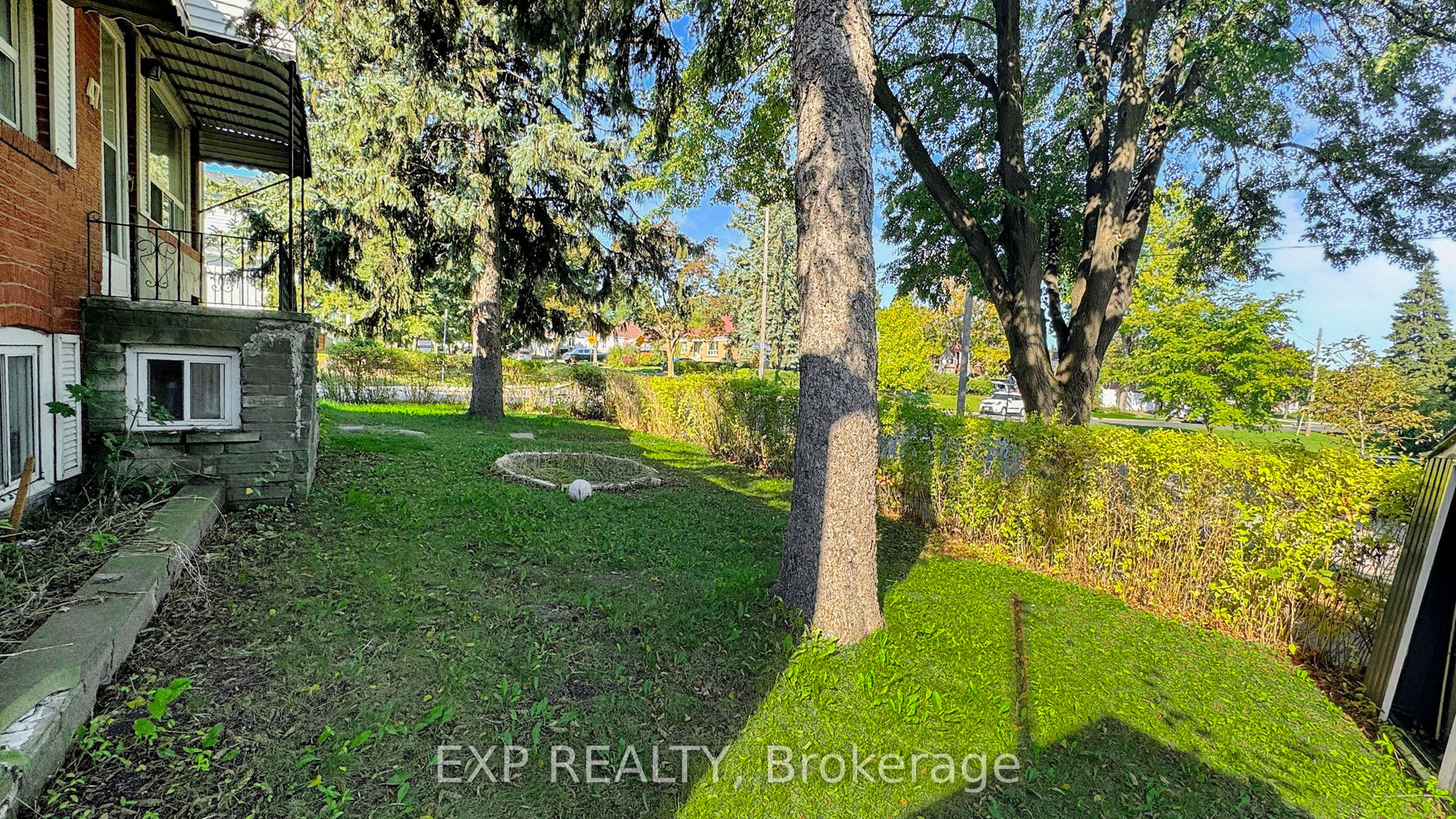 Residential in Toronto E08 4
