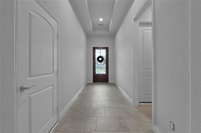 12' ceilings and tray ceilings greet you as you walk in | Image 2