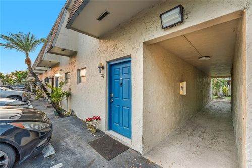 15389 S Dixie Hwy, Palmetto Bay, FL, 33157-1882 | Card Image