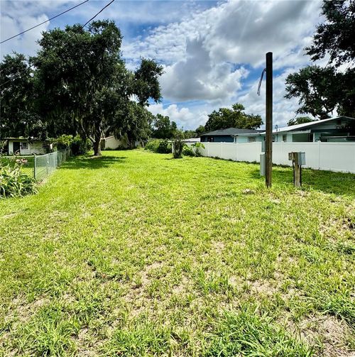 415 Chesney Blvd, FROSTPROOF, FL, 33843-1920 | Card Image