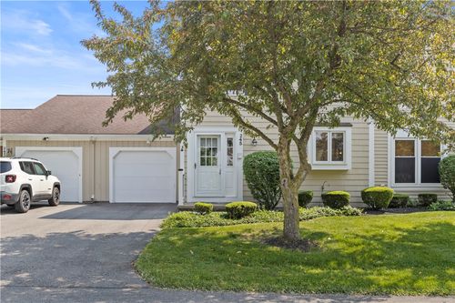 245 Deerhurst Ln, Webster, NY, 14580-2783 | Card Image