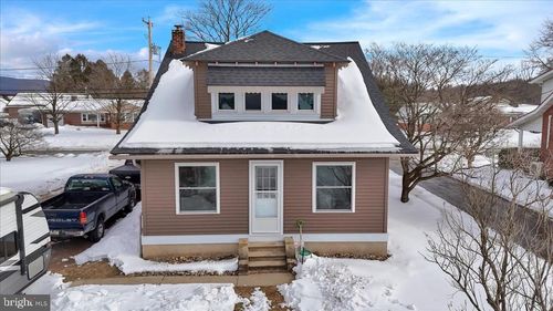 12 Berne Rd, HAMBURG, PA, 19526-8906 | Card Image