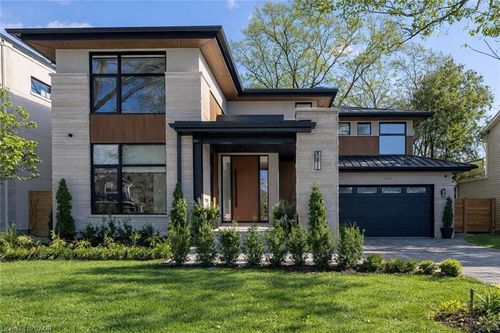 540 Patricia Dr, Oakville, ON, L6K1M2 | Card Image