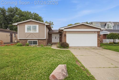 205 Brittany Dr, Canton, MI, 48187-3202 | Card Image