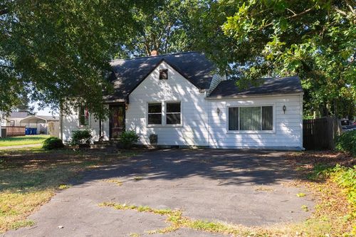 6764 Strathmore Rd, North Chesterfield, VA, 23237-1127 | Card Image