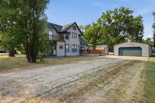 295 9th Ave, Walcott, ND, 58077-4015 | Card Image