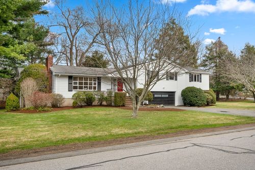 142 Worthen Rd, Lexington, MA, 02421 | Card Image
