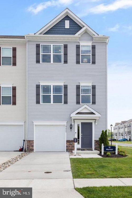 4 Victorian Way, West Deptford, NJ, 08096-4902 | Card Image