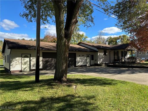 6102 Corey Hunt Rd, Bristolville, OH, 44402-9645 | Card Image