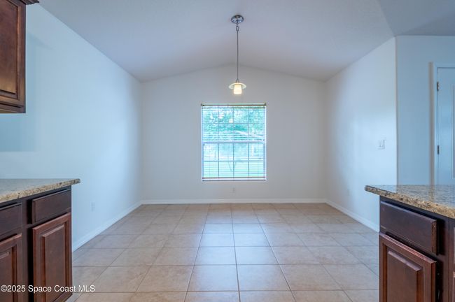 dining room from kitchen | Image 20
